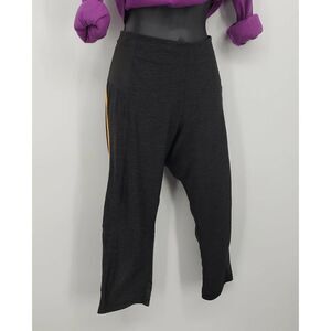 H&M Yoga Capris Front Pocket Drawstring Waist